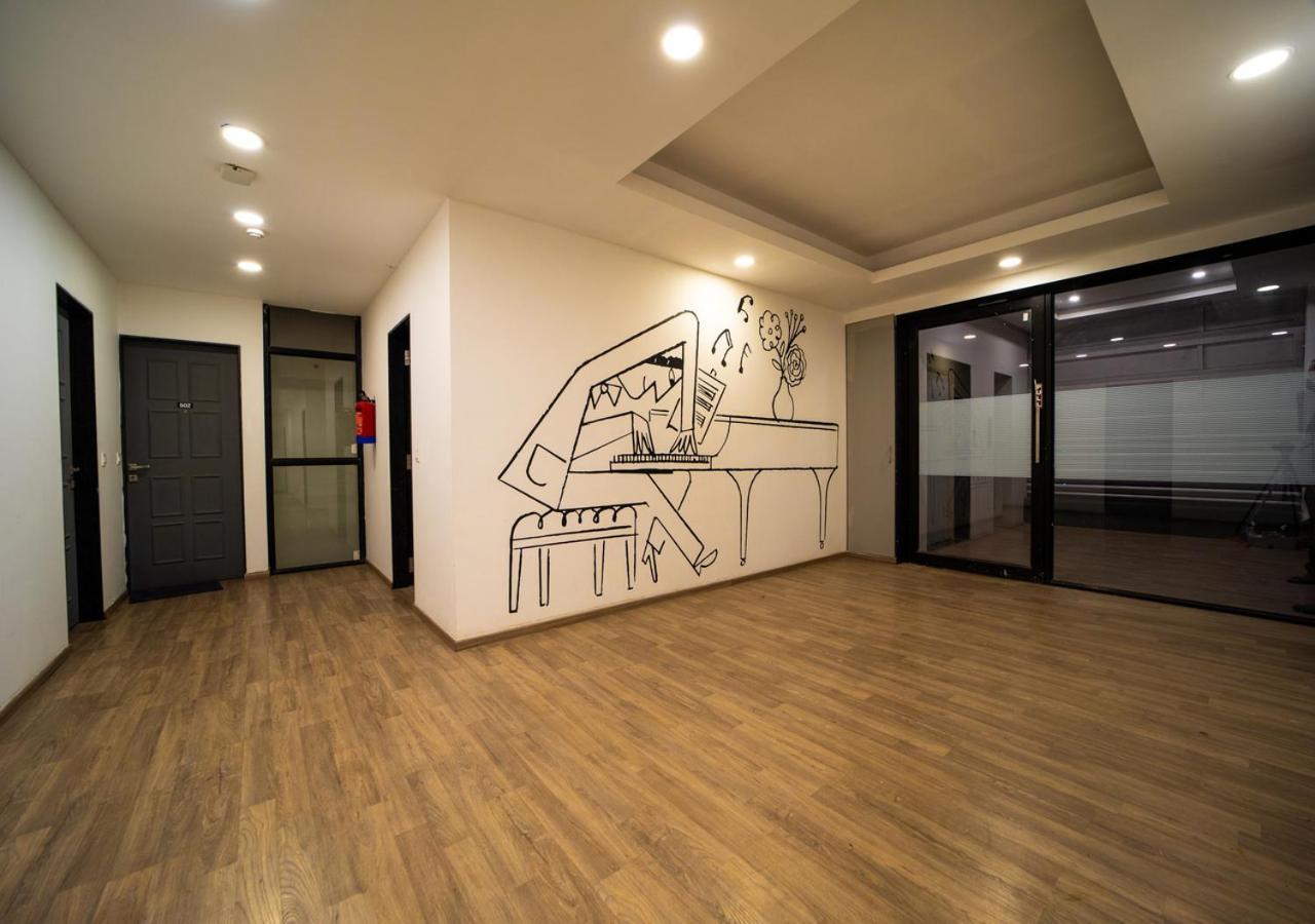 Hotel The Park Infinity Surat Esterno foto